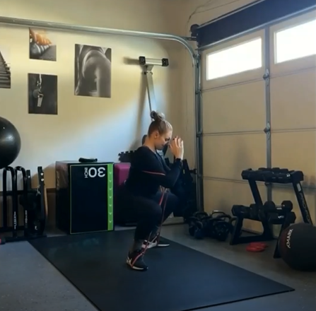 GLUTE & HAMSTRING FOCUSED Workout by @msheard13 using WODFitters bands